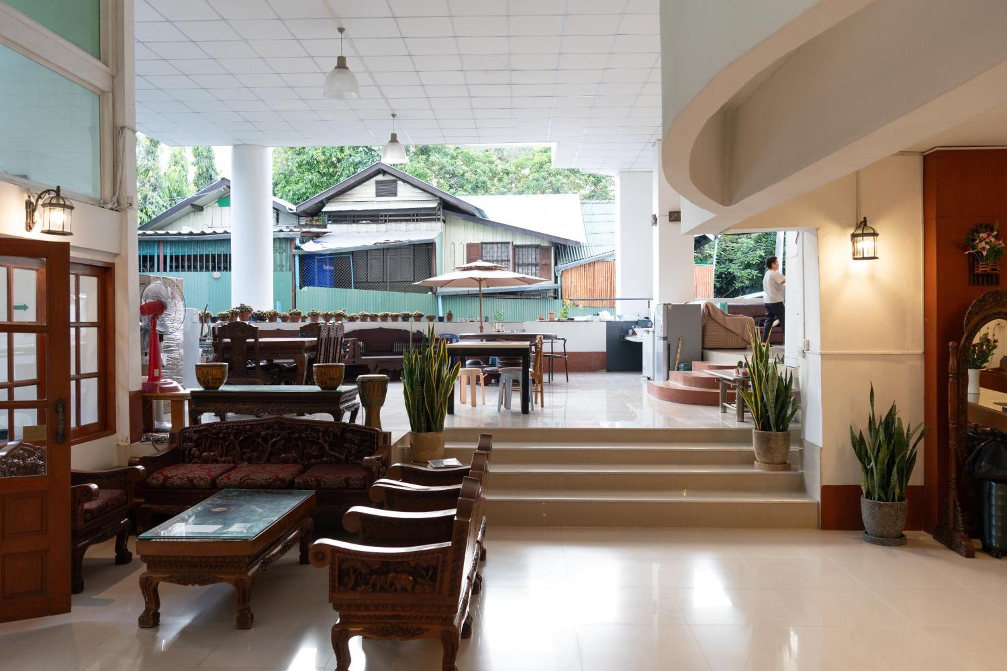 Chiang Mai Mansion Hotel Exterior foto